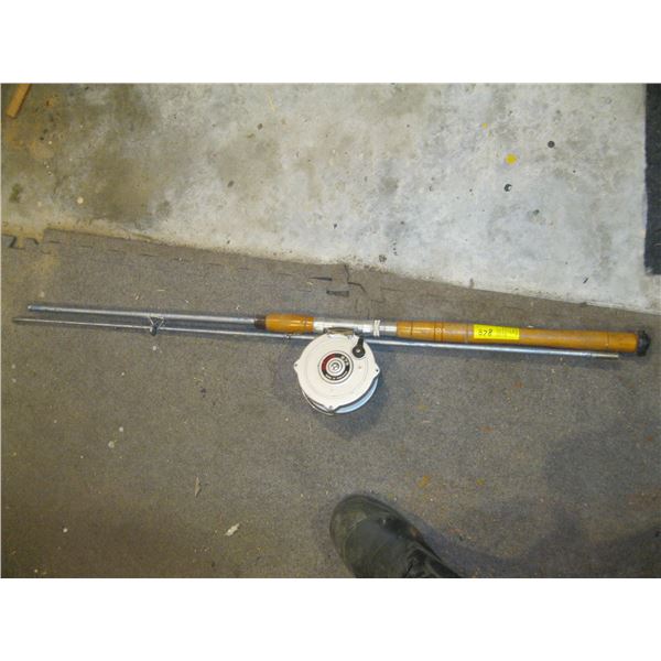 ROD W/DAIWA 275 REEL - Dodds Auction