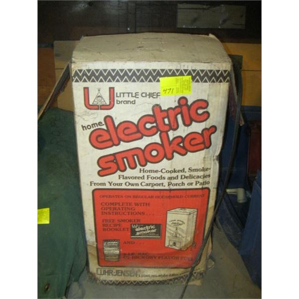 LITTLE CHIEF ELECTRIC SMOKER