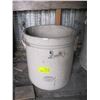 Image 1 : 5 GALLON CROCK, HAS CRACK