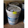 Image 1 : 2 5 GALLON PAILS OF HYDRAULIC OIL