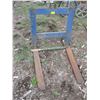 Image 1 : 3 POINT HITCH FORKS