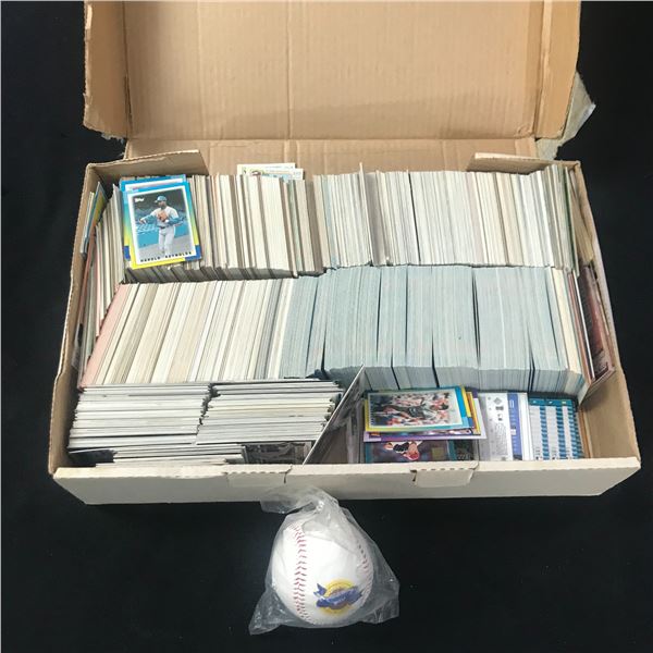 BOX OF VARIOUS SPORTS CARDS AND A BASEBALL