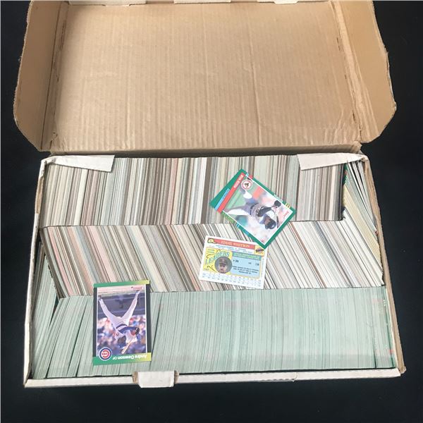 LARGE BOX OF BASEBALL CARDS