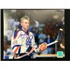 Image 1 : WAYNE GRETZKY SIGNED EDMONTON OILERS 8 X 10 (GCG HOLO)