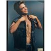 Image 1 : ROBERT PATTINSON SIGNED 8 X 10 (RA COA)