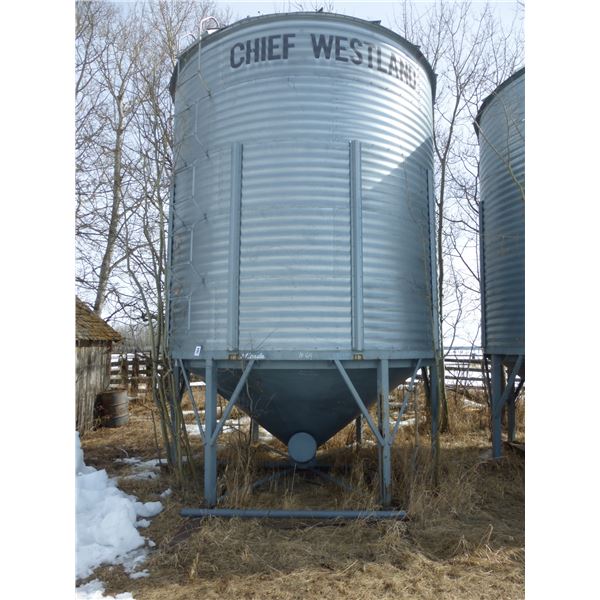 Chief Westland grain bin 5-ring hopper skid (to be moved by June 15th, MUST make arrangements Ph-