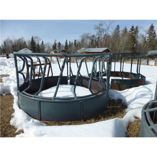 2- Round hay saver bale feeders