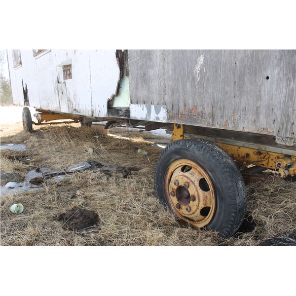 30' truck frame c/w old shack (Buyer responsible to load out by April 29th. If you CAN'T load out b