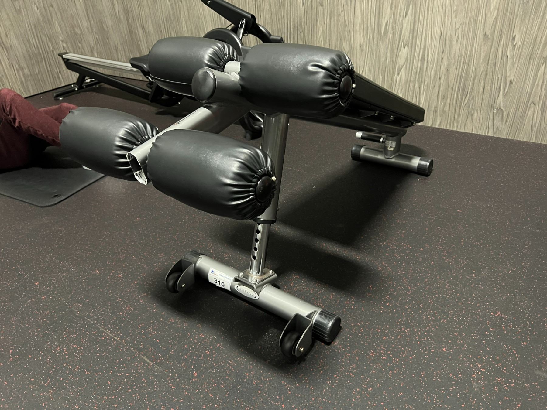 MATRIX ADJUSTABLE DECLINE SIT UP BENCH