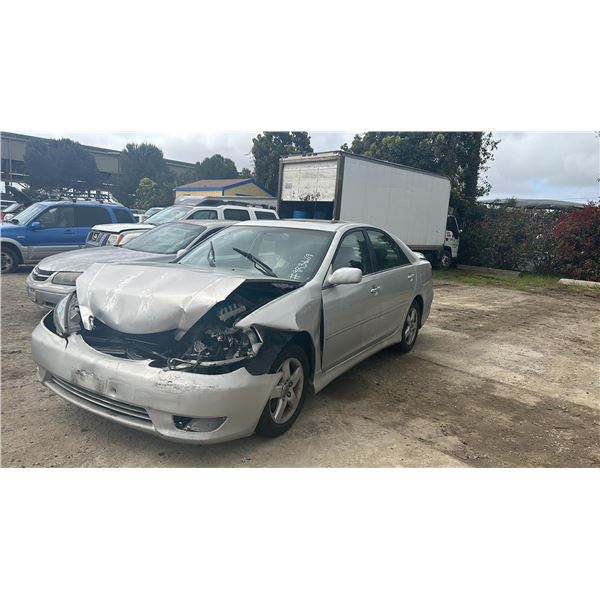 2005 Toyota Camry Standard