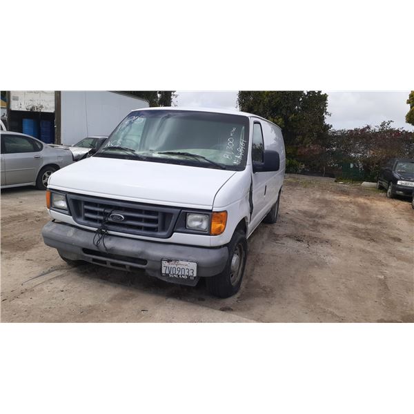 2005 Ford E-Series E-150