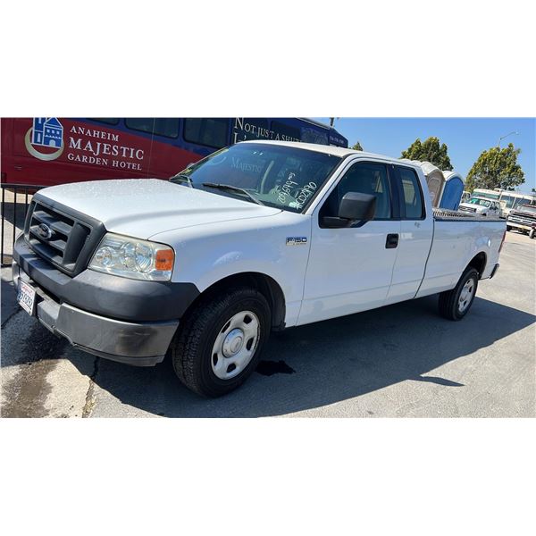 2005 Ford F-150 XL