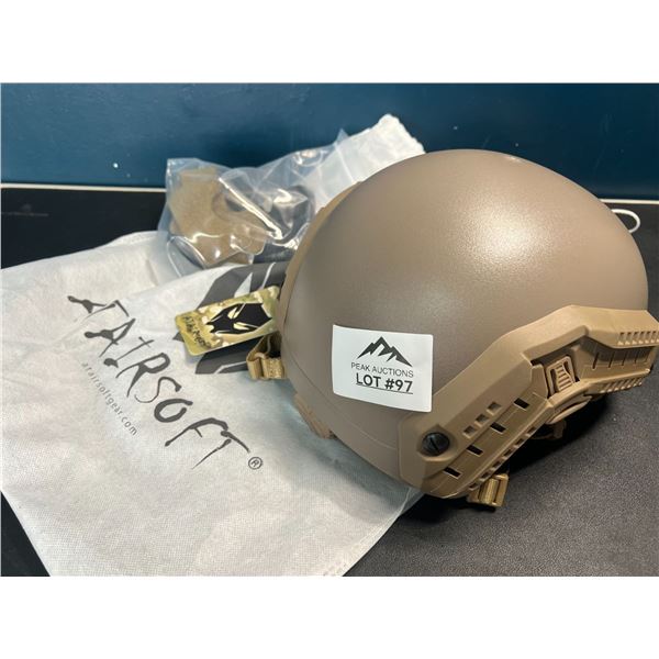 Lot of 1 Airsoft Helmet