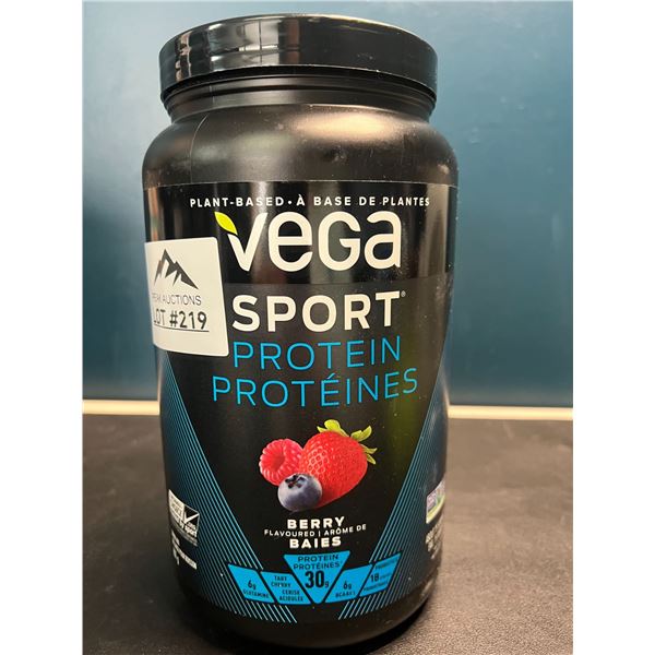 Lot of 1 Vega Sport Protein Powder - Berry Flavour - 801g