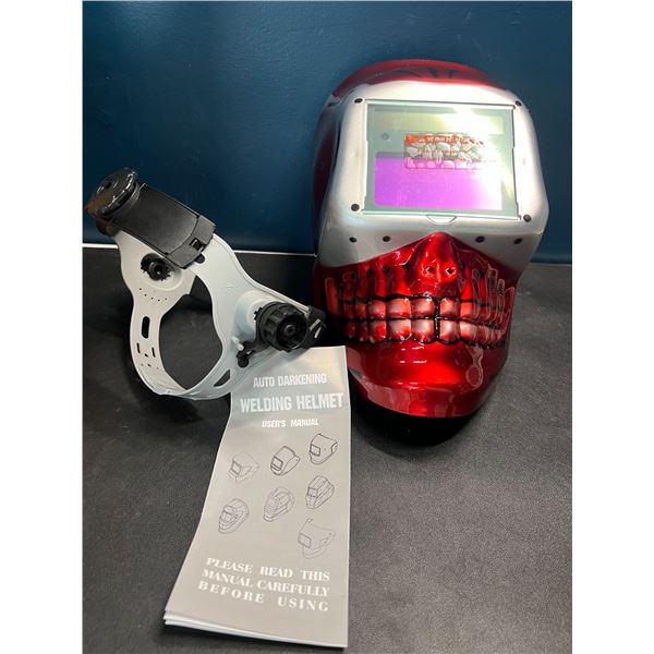 Lot of 1 Auto-Darkening Welding Helmet - Skull Design - Red