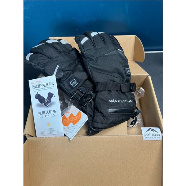 Lot of 1 Pair of Heated Gloves w/ Powerbanks