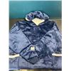 Image 2 : Lot of 1 Wearable Blanket/Oversized Sherpa Hoodie Blanket - Blue - For Adults