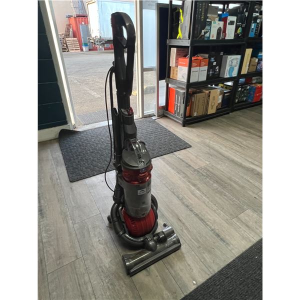 Lot of 1 Dyson Upright Vacuum (*Used)