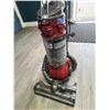 Image 3 : Lot of 1 Dyson Upright Vacuum (*Used)