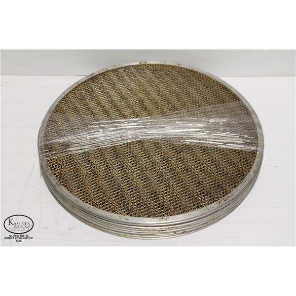LOT OF 10 ALUMINUM 18" PIZZA SCREENS