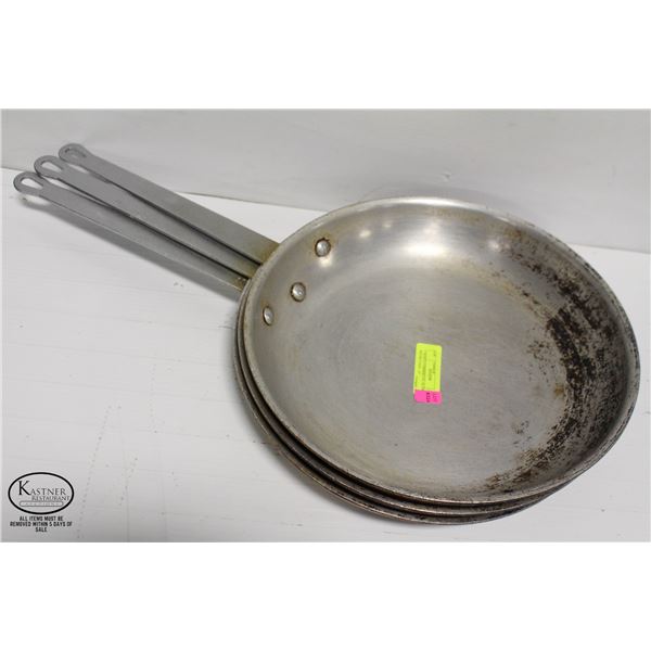 3 WINCO COMMERCIAL ALUMINUM FRYING PANS - 14"