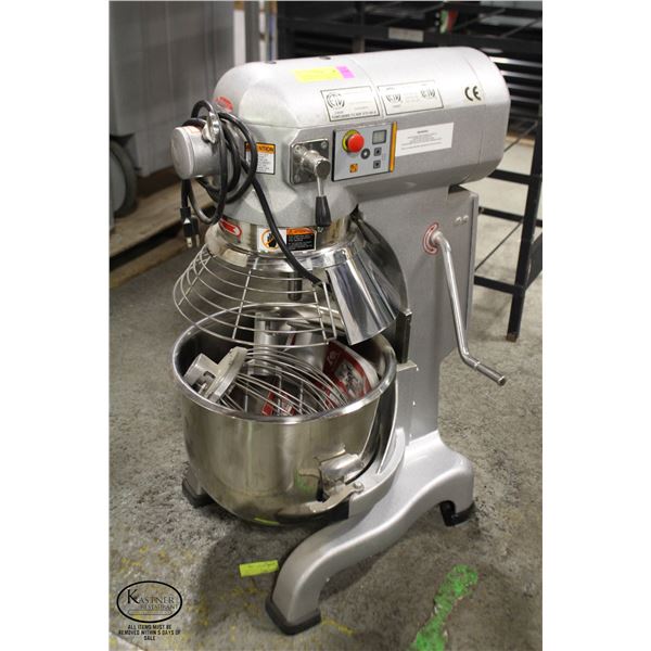 20QT BAKEMAX PLANETARY MIXER W/ BOWL & ATTACHMENT