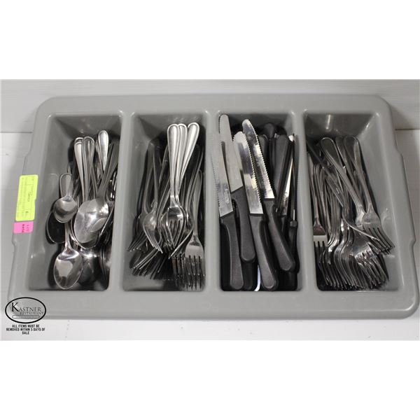 4 COMPARTMENT CUTLERY TRAY W/ ASSORTED CUTLERY