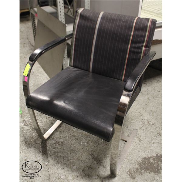 18 HEAVY DUTY CHROME PADDED ARMCHAIRS
