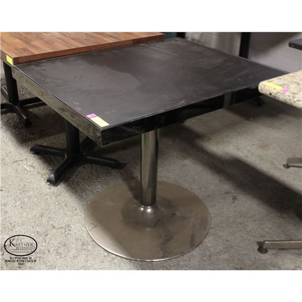 GROUP OF 9 SQUARE TABLES W/ PLASTIC TOP FINISH