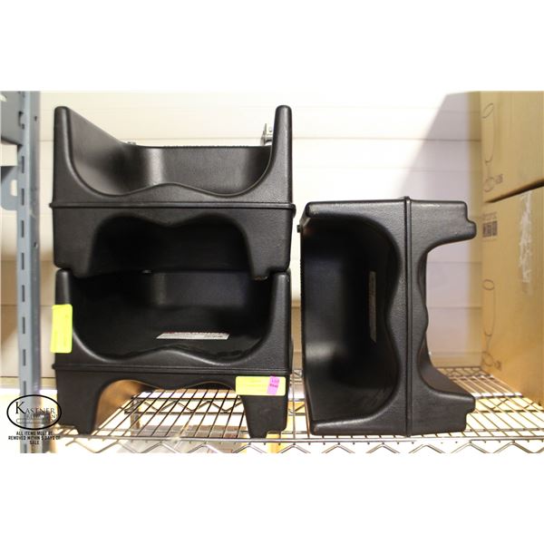 LOT OF 3 CAMBRO BOOSTER SEATS
