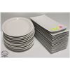 Image 1 : STACK OF 16 RECTANGULAR SERVING PLATES W/