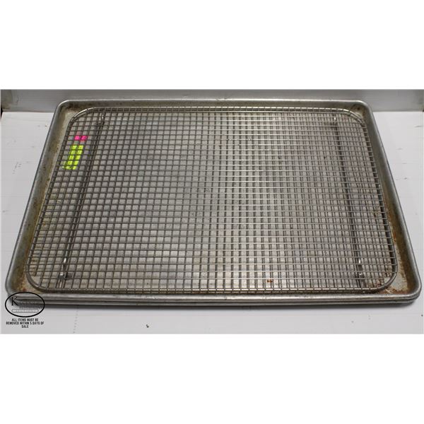TWO FULL SIZE BUN PANS W/ SINGLE COOLING RACK
