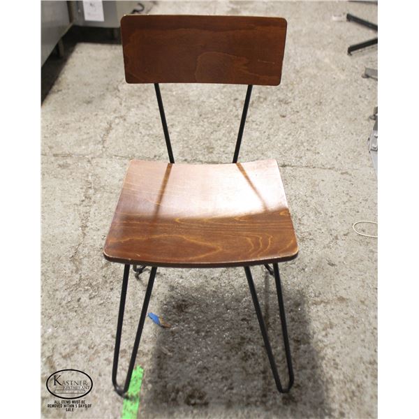 LOT OF 4 WOOD & METAL DINING CHAIRS