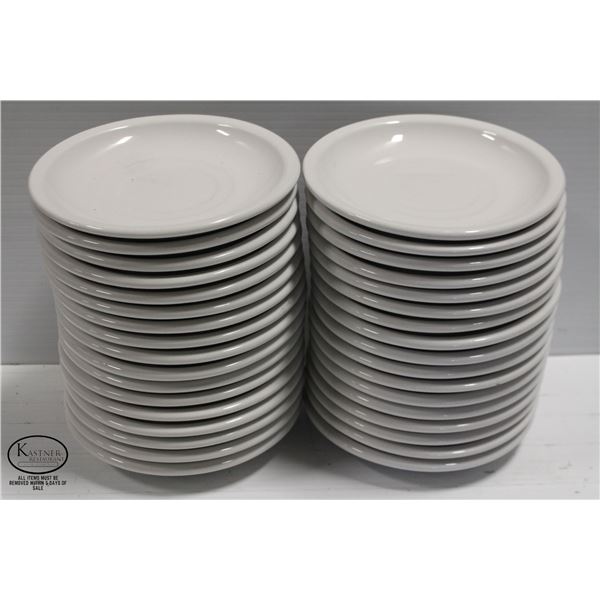 LOT OF 32 ROUND PORCELAIN SAUCERS