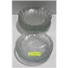 Image 1 : GROUP OF 15 VARIOUS DECORATIVE CLEAR GLASS PLATES
