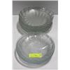 Image 3 : GROUP OF 15 VARIOUS DECORATIVE CLEAR GLASS PLATES