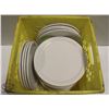 Image 1 : CRATE OF 24 PORCELAIN 9.5" DINNER PLATES