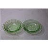 Image 3 : (2) Small Uranium Glass Bowls (Both have Small Chips)