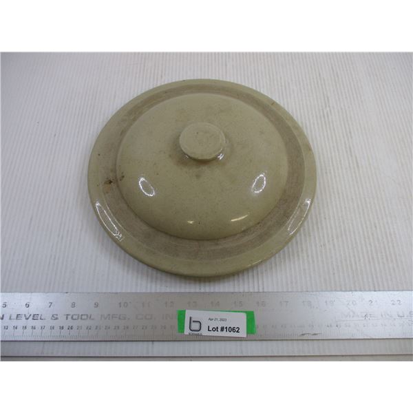 No.3 Stoneware Lid w/ Chip (12 )