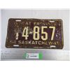 Image 1 : 1954 Saskatchewan Wheat Province License Plate