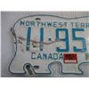 Image 2 : 1975 Northwest Territories Polar Bear License Plate