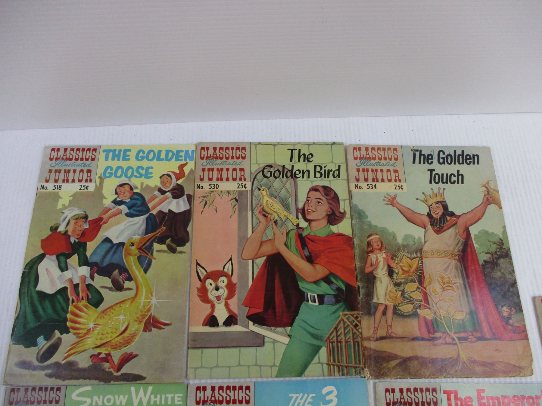 7 Classic Illustrated Junior Comic Books The 3 Little Pigs Snow 7 classic illustrated junior comic books the 3 little pigs snow