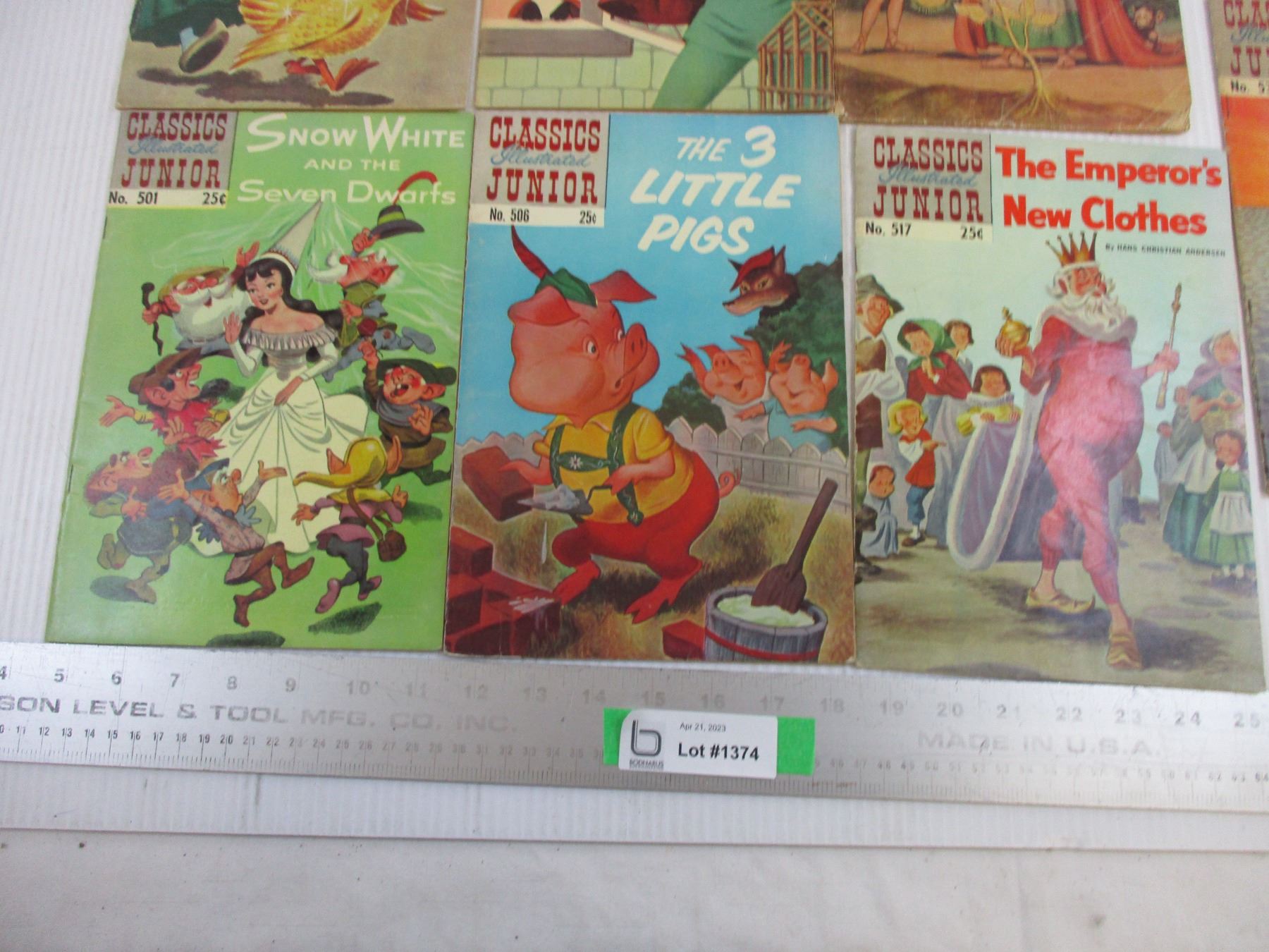 7 Classic Illustrated Junior Comic Books The 3 Little Pigs Snow 7 classic illustrated junior comic books the 3 little pigs snow