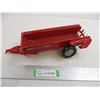 Image 2 : ERTL Case Manure Spreader (12" Long)