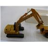 Image 2 : ERTL John Deere Back Hoe and Payloader