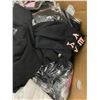 Image 8 : Lote #6114 Ropa de Amazon