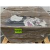 Image 1 : Lote #6115 Ropa de Amazon