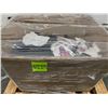 Image 1 : Lote #6115 Ropa de Amazon