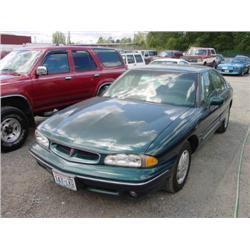  1998 PONTIAC BONNEVILLE-V6 - 69,201 Act