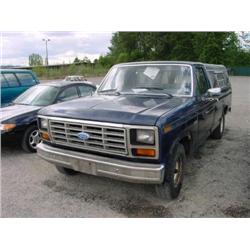  1983 FORD F150 - 31,858 (5-Digit)